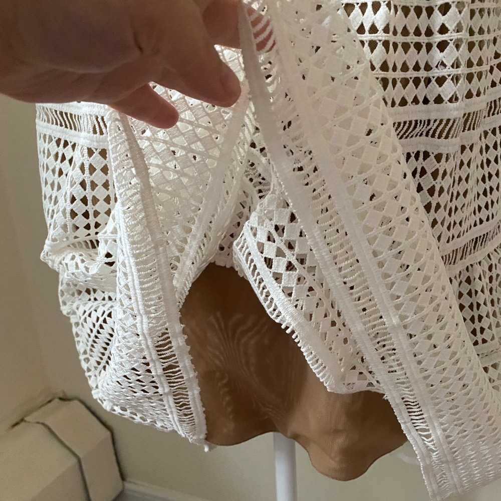SELF-POTRIOT LACE DRESS - Picture 8 of 15